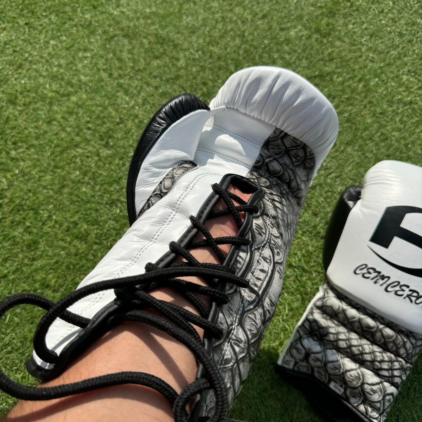 CROC PRINT | PRO ELITE GLOVES 100% LEATHER