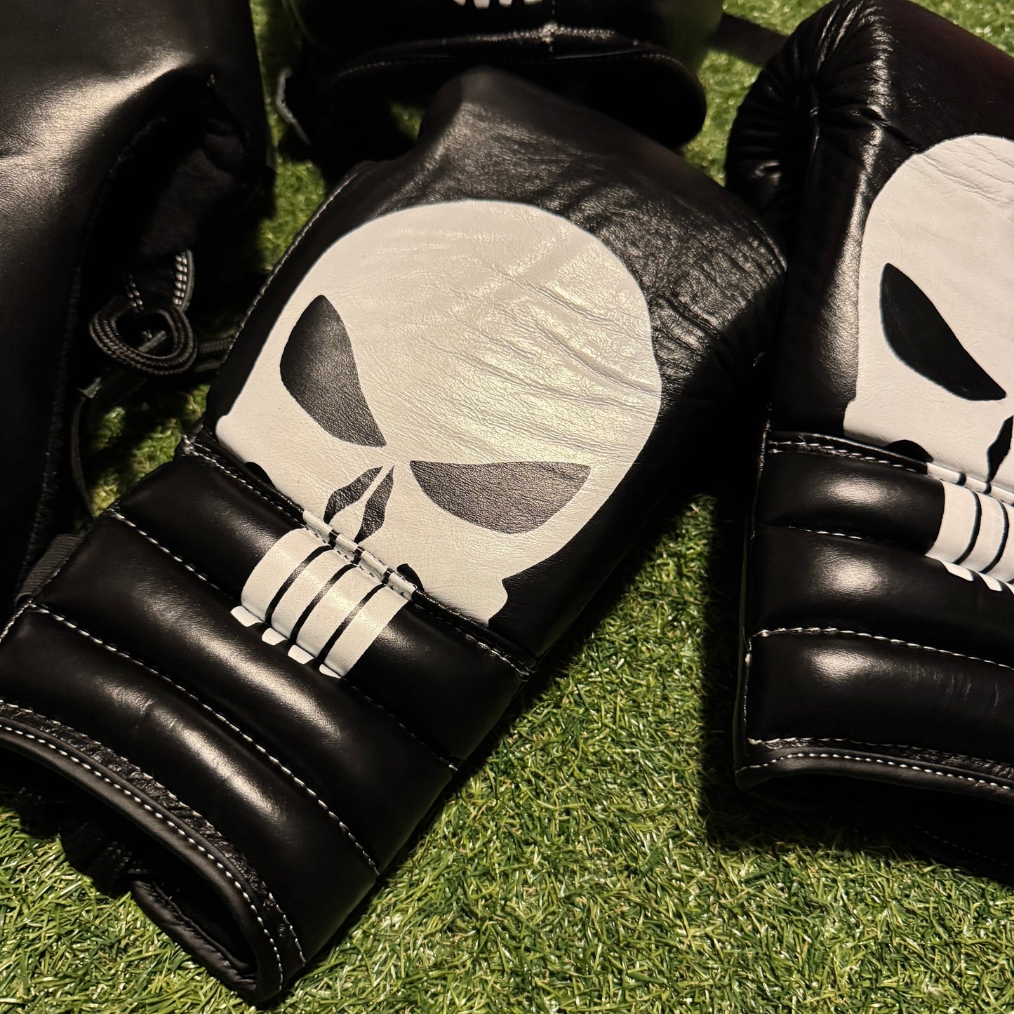 CUSTOM PUNISHER | SPARRING SET | 100% LEATHER
