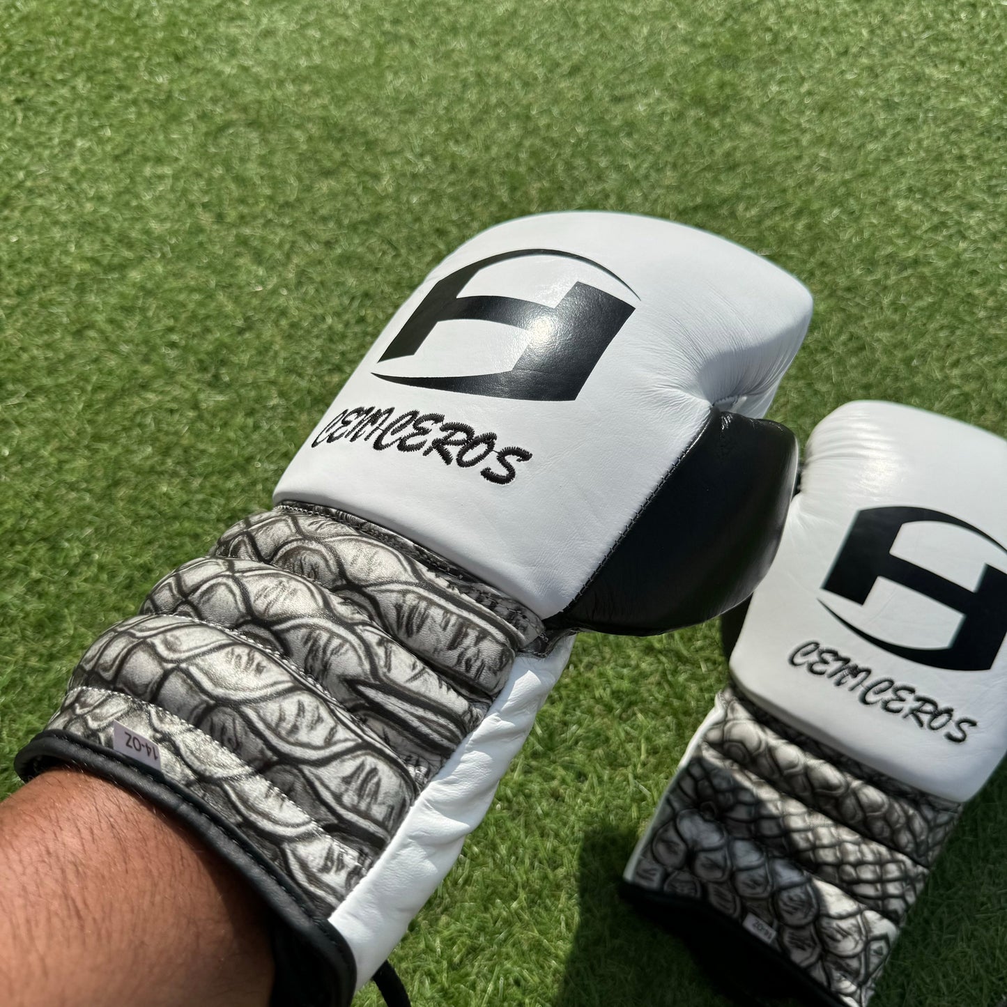 CROC PRINT | PRO ELITE GLOVES 100% LEATHER