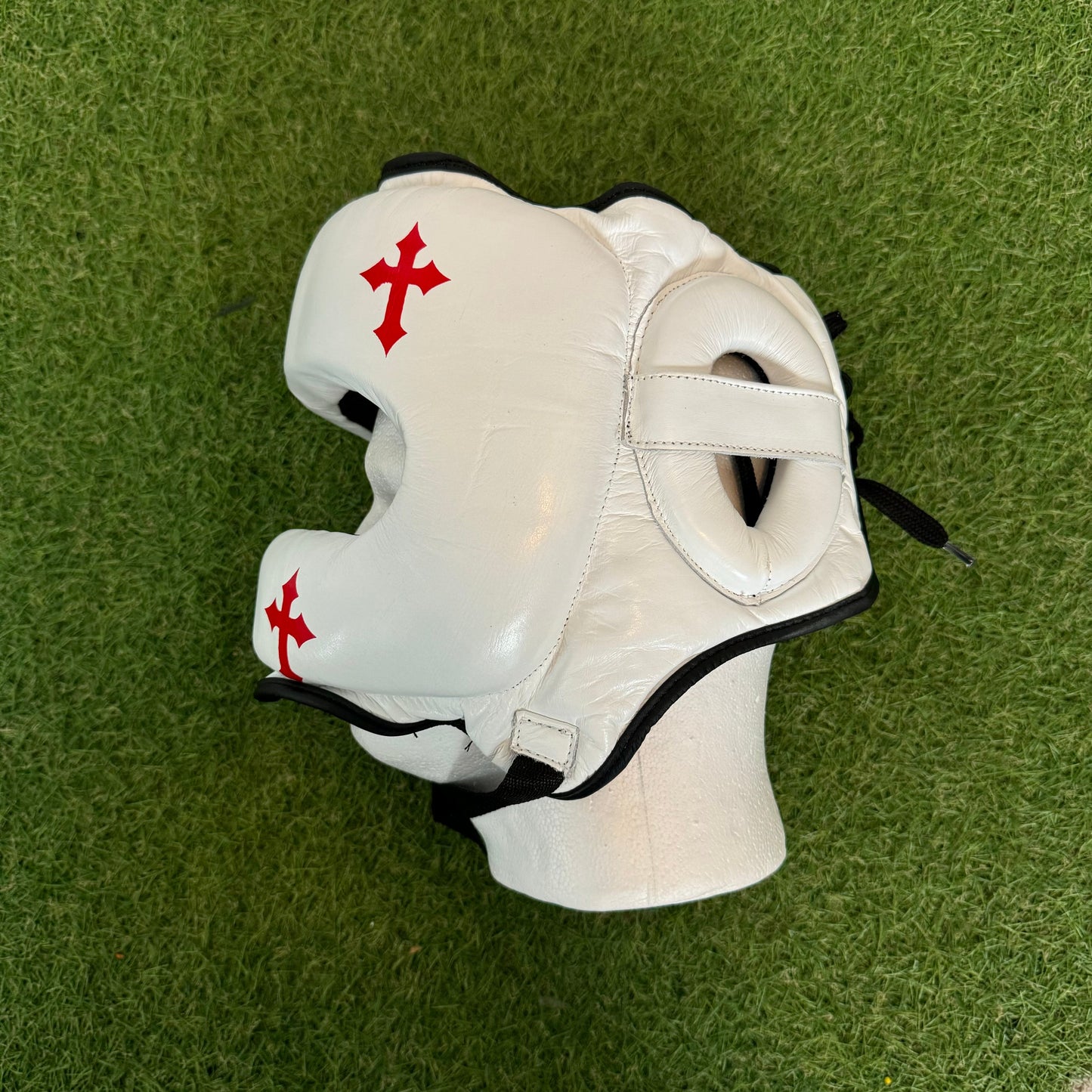 HM CRUCIFIX WHITE & RED BOXING HEADGEAR | 100% LEATHER