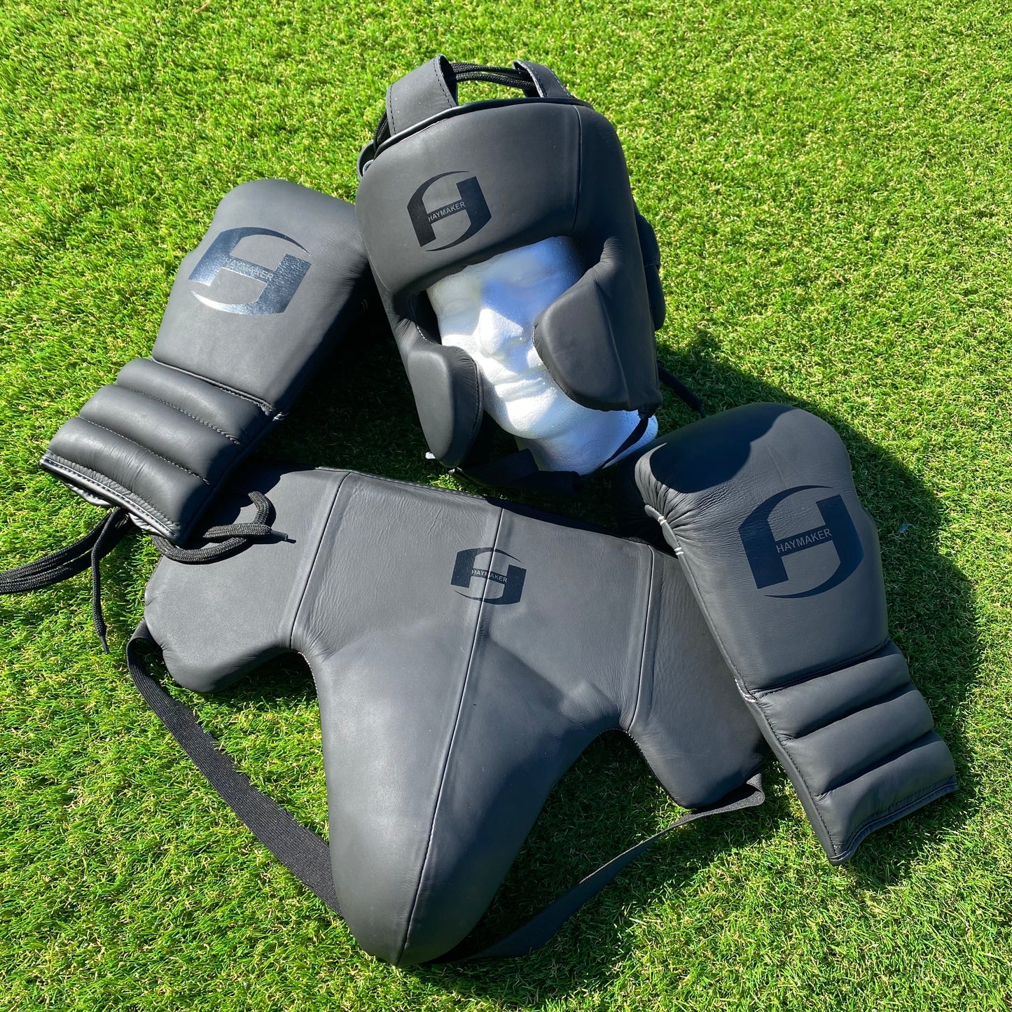 MATTE BLACK | BOXING GLOVES & SPARRING SET 100% LEATHER