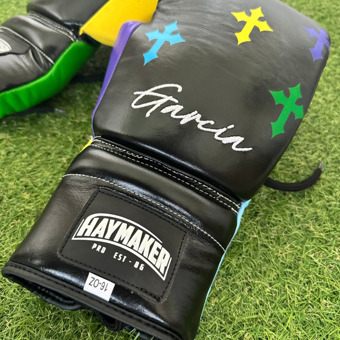 HM CRUCIFIX MULTI COLOR | PRO ELITE GLOVES 100% LEATHER