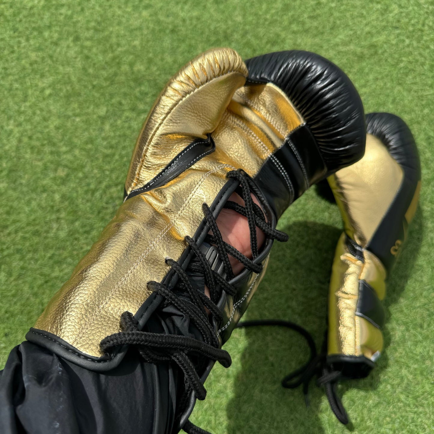 BLACK & GOLD | PRO ELITE GLOVES 100% LEATHER
