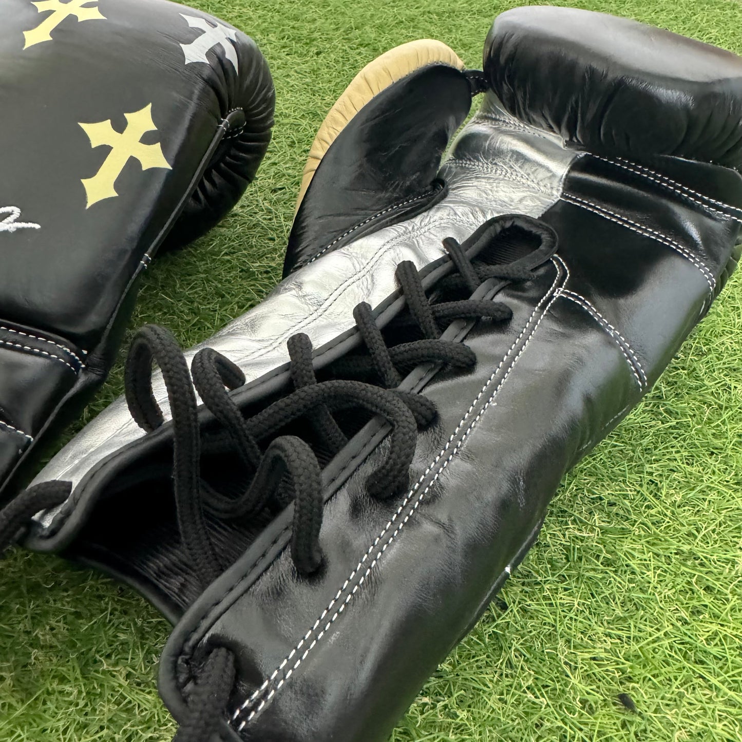 HM CRUCIFIX CREAM, BLACK & SILVER | PRO ELITE GLOVES 100% LEATHER