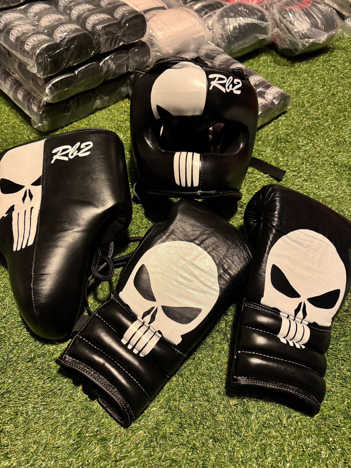 CUSTOM PUNISHER | SPARRING SET | 100% LEATHER