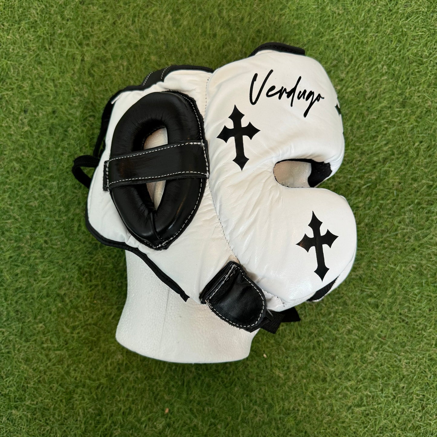 HM CRUCIFIX WHITE & BLACK BOXING HEADGEAR | 100% LEATHER