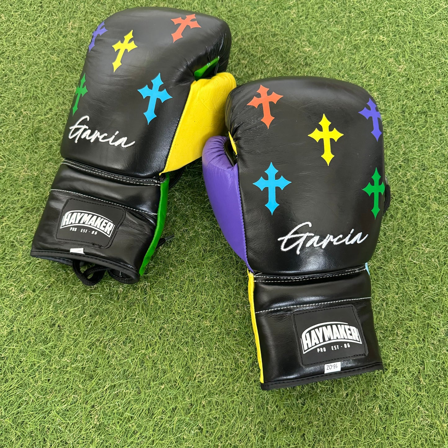 HM CRUCIFIX MULTI COLOR | PRO ELITE GLOVES 100% LEATHER